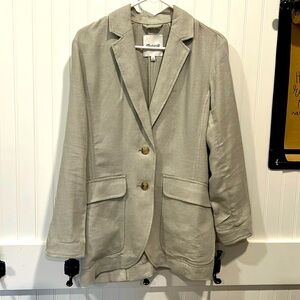 Like New Madewell linen light green blazer. Size X Small